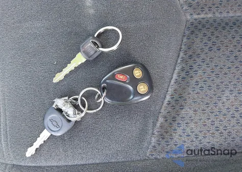 2003 Chevrolet Silverado 1500Hd Ls из США, поврежденный, VIN 1GCGK13U83F204351